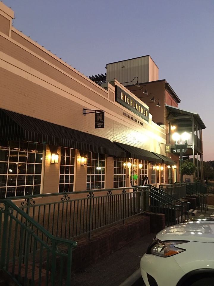 Highlander Pub – Food Service construction project by Grinder Haizlip, Memphis TN